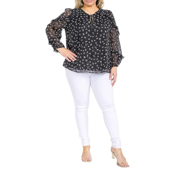 Sugarlips, Black and White Boxy Blouse with Mandarin Collar, Size 3X - Picture 2 of 9